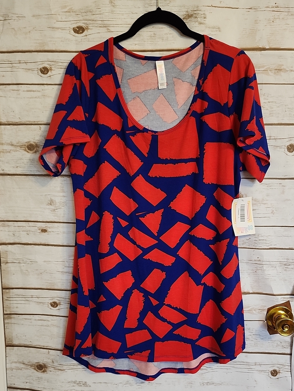 LuLaRoe Classic T Short Sleeve Scoop Neck Red and Blue Geometric - NWT